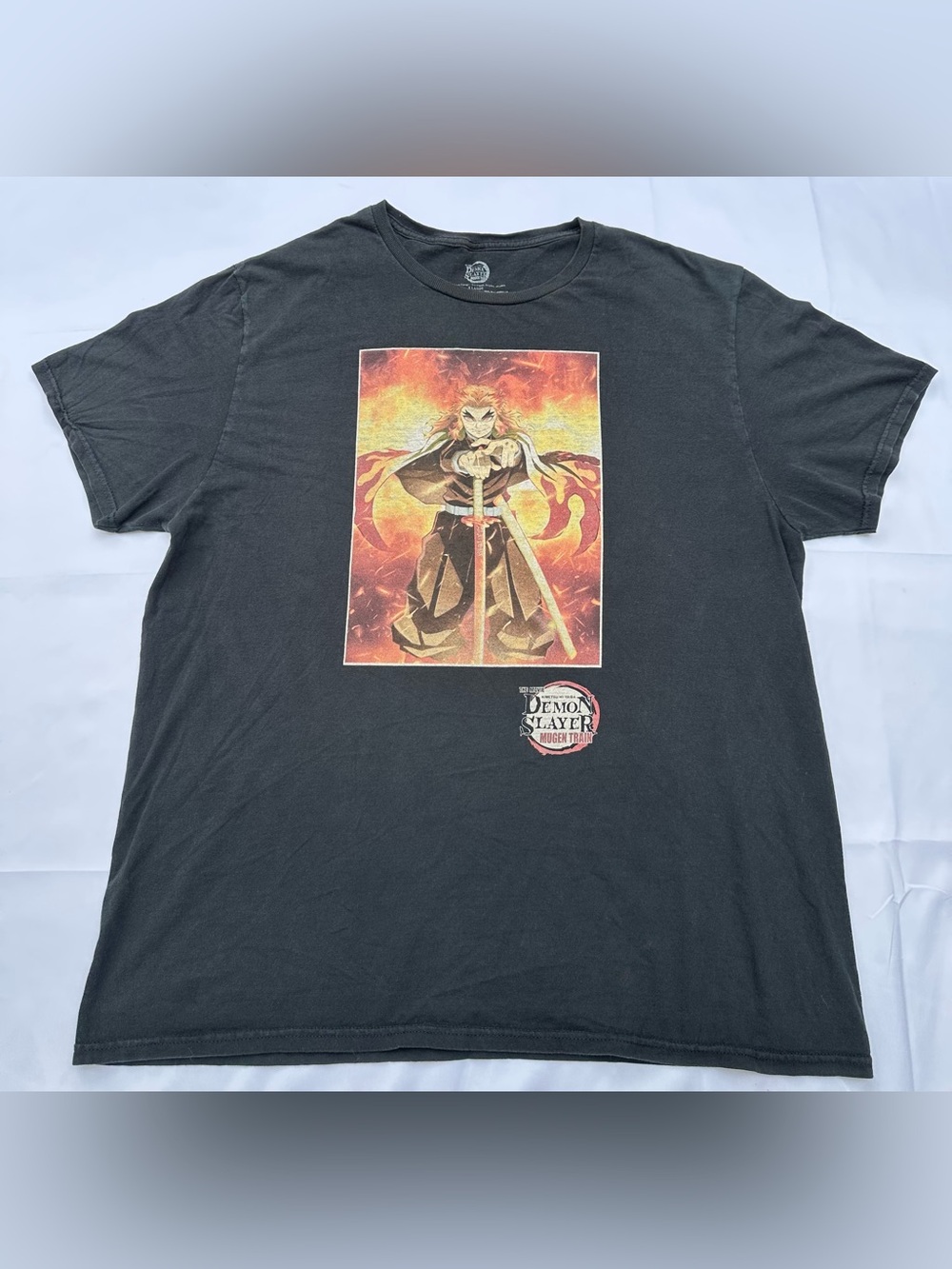 Demon Slayer Mugen Train Rengoku Graphic T-Shirt Men’s XL Black